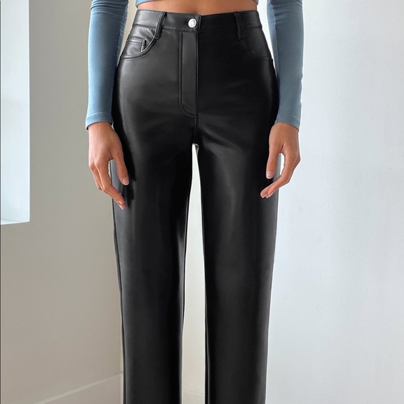 *sold* Aritzia Melina Pant - Picture 3 of 4